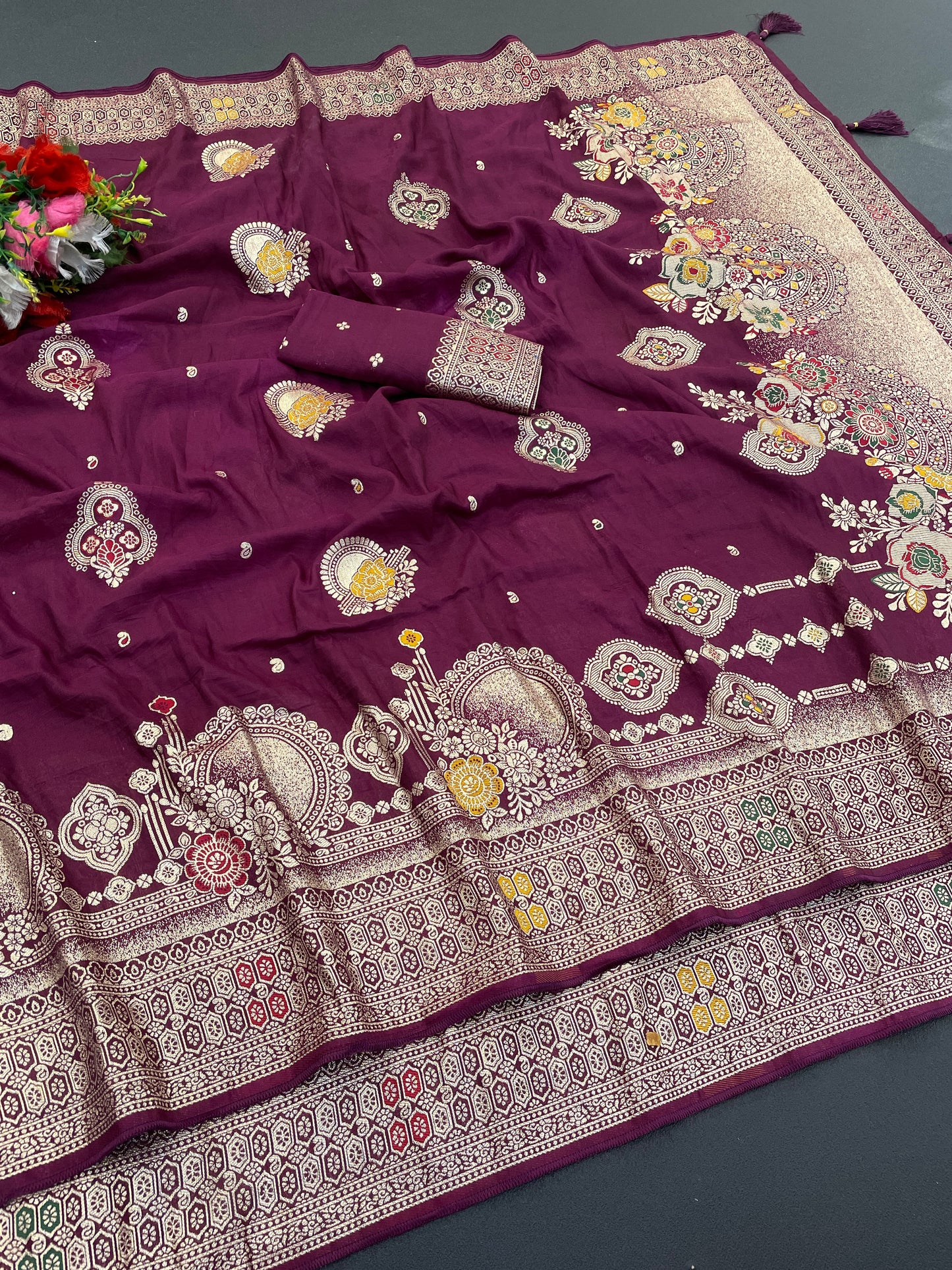Mashlin Patola Style Saree