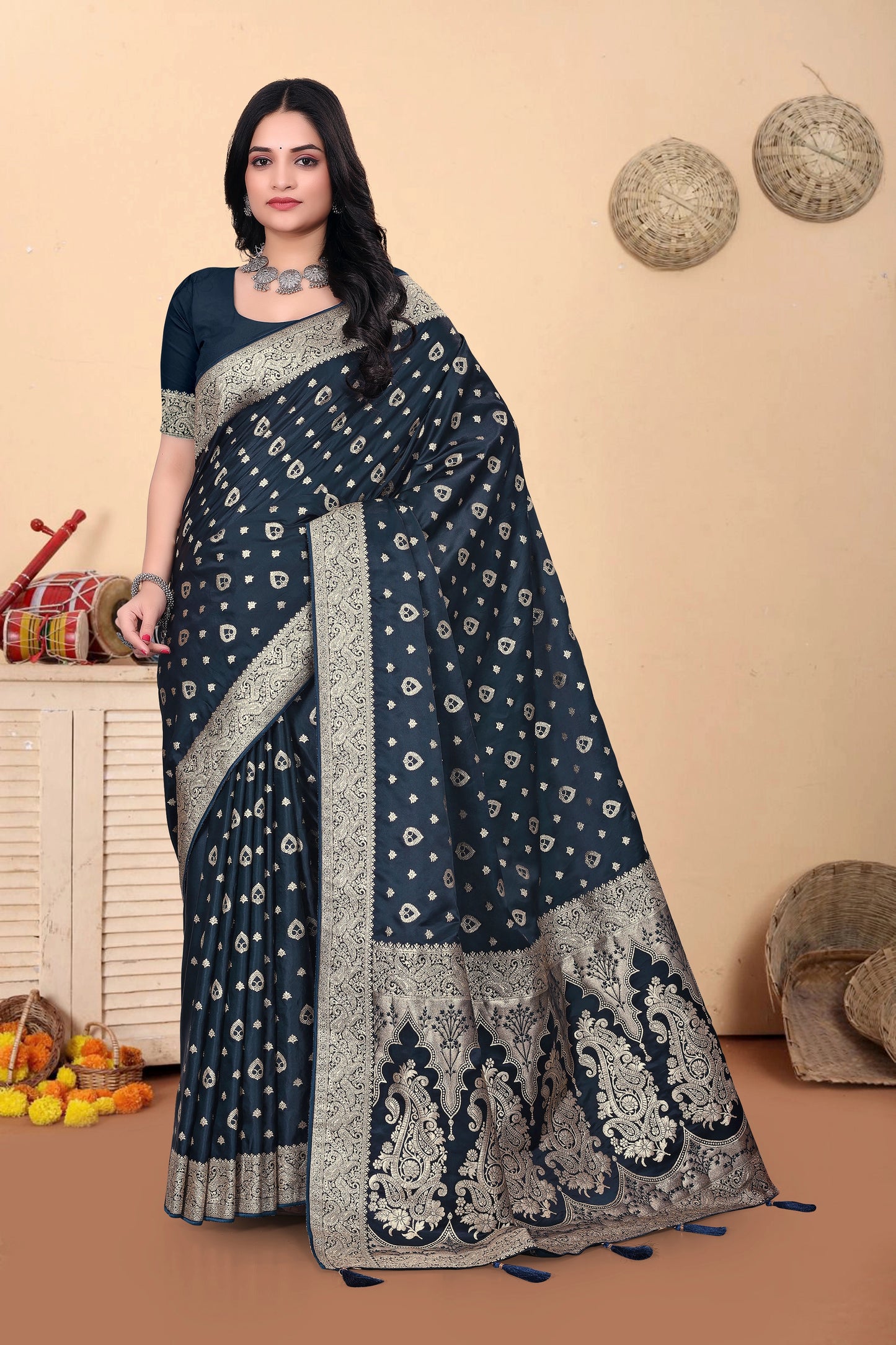 Banarasi Type Sartin Saree