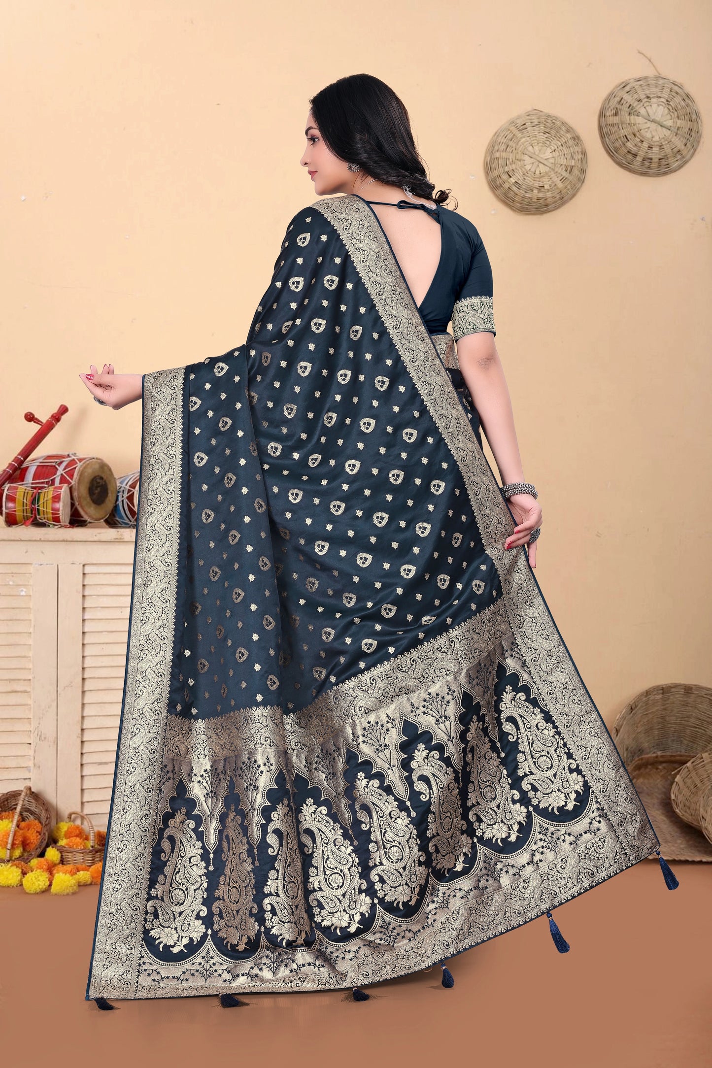 Banarasi Type Sartin Saree