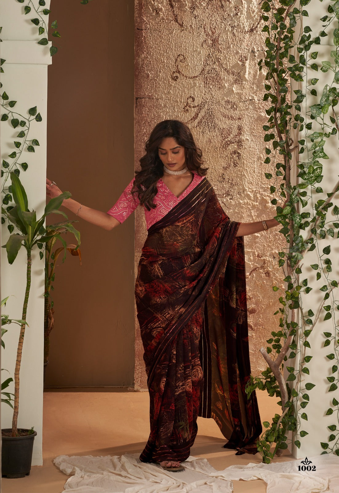 Chiffon With Fancy Embroidery Work Blouse Saree