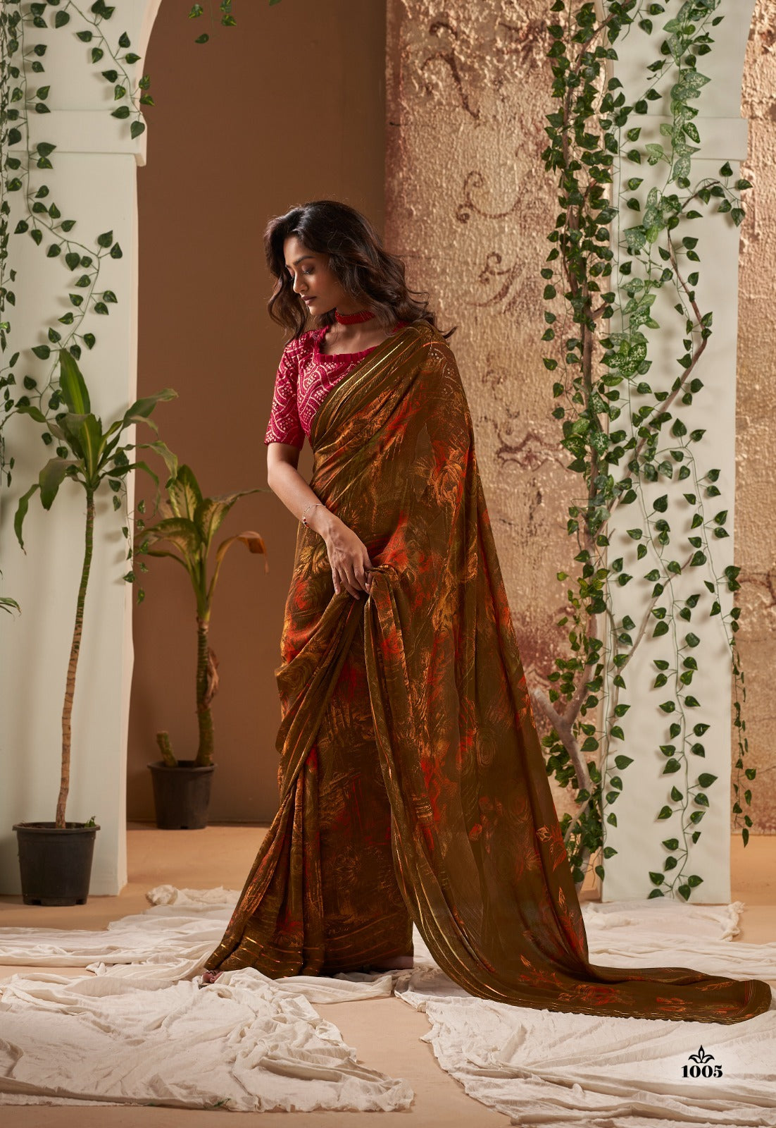 Chiffon With Fancy Embroidery Work Blouse Saree