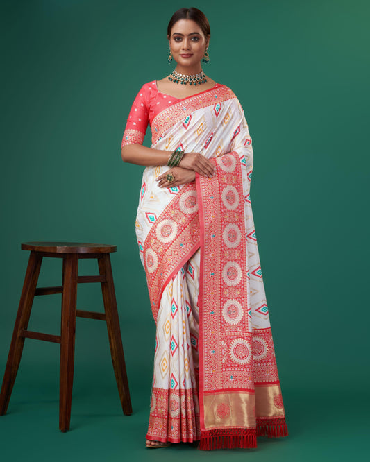 Weightless Printed Saree With Pearl Lace Border